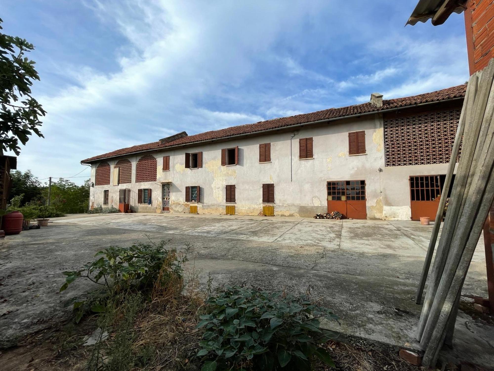 Bed and Breakfast Cascina Baresane Alba  Zewnętrze zdjęcie