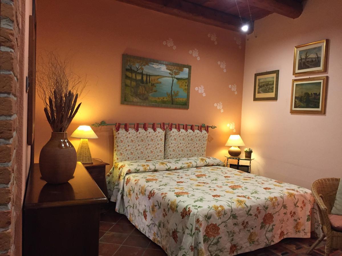 Bed and Breakfast Cascina Baresane Alba  Zewnętrze zdjęcie